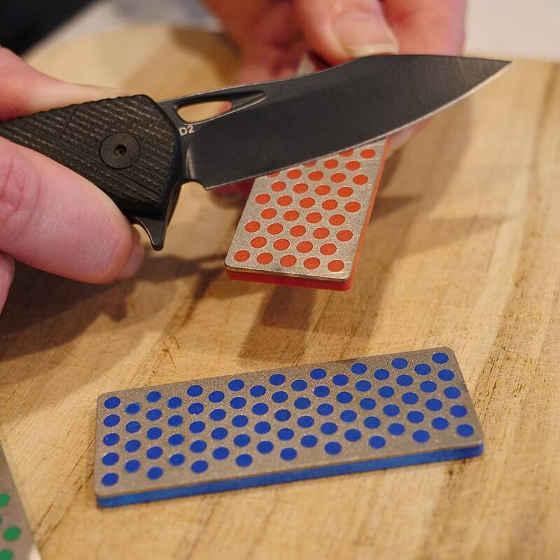 DMT 70 mm Diamond Whetstone 3-Stone Handheld Sharpener Kit - W7EFC