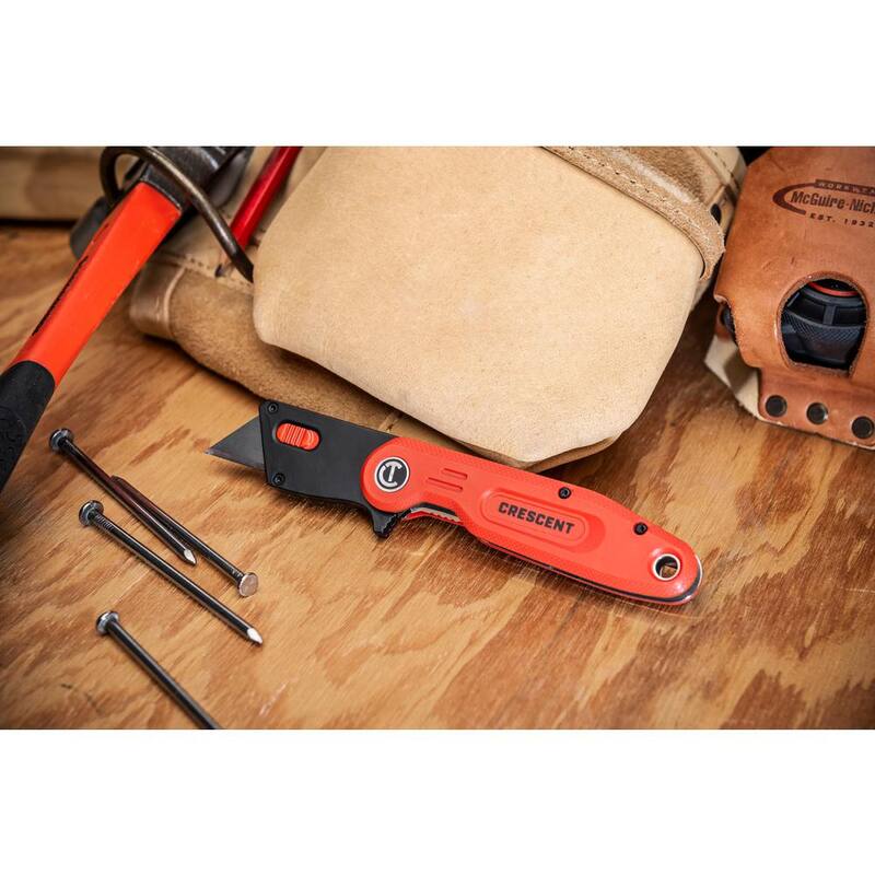 Crescent Hybrid Everyday Carry Folding Utility Knife with Quick Change Blade - CTKFHEDC