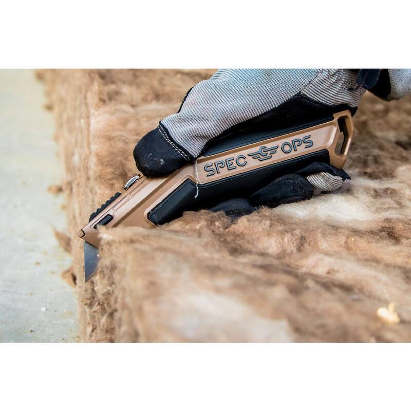 SPEC OPS Utility Knives with Retractable Blade, Includes 5 Extra Blades in Handle Storage - SPEC-K1-UR