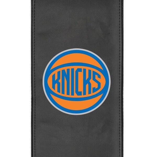 Dreamseat Game Rocker 100 with New York Knicks Secondary Logo - XZGARO100-PSNBA31092