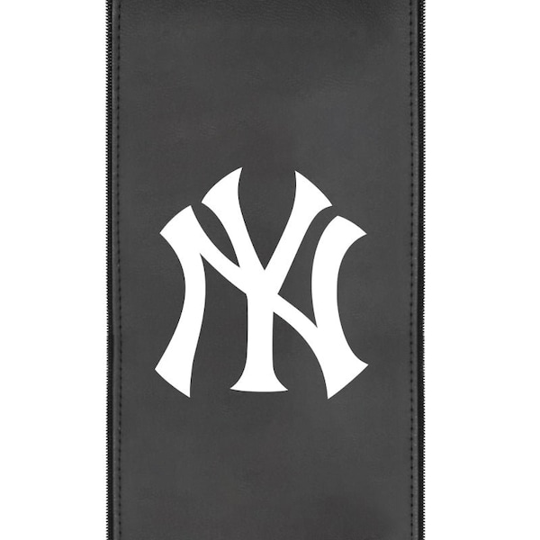 Dreamseat Xpression Pro Gaming Chair with New York Yankees Logo - XZXPPRO032-PSMLB21080A