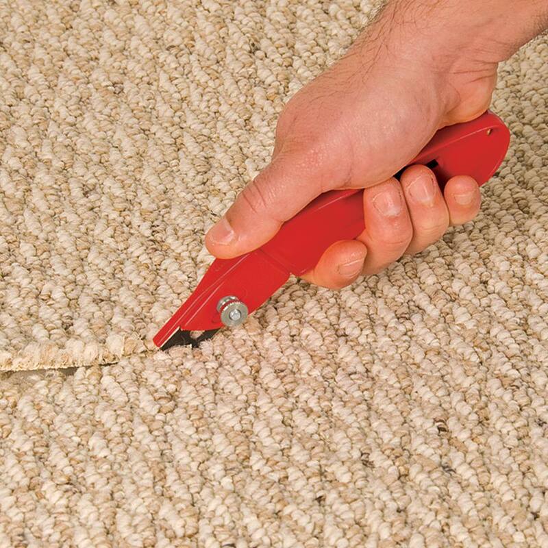 Roberts Square-End Carbon Steel Carpet Blades and Quick Blade Dispenser with Used Blade Storage (100-Pack) - 10-493
