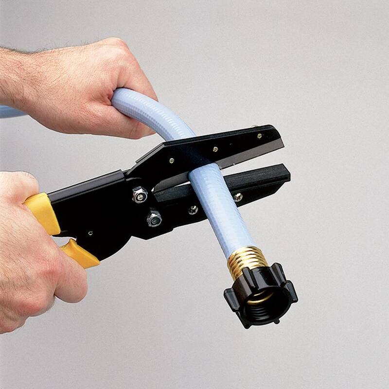 TradesPro 0.75 in. Right-Cut Aviation Snip - 831520