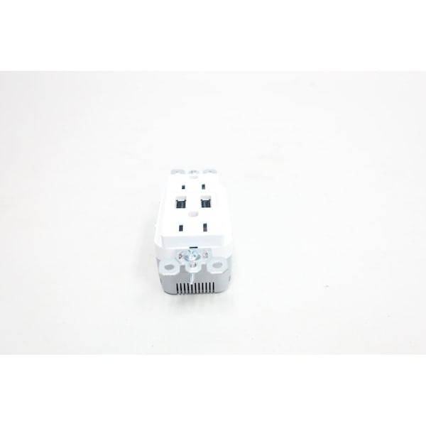 Legrand Tamper Resistant Decorator Duplex Outlet WUsb Charger 31A 15A Amp 125VAc Receptacle, TR5262USBW - TR5262USB-W