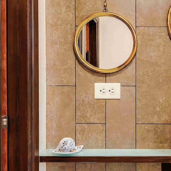 Faith Duplex Receptacle Outlet, Non-Tamper-Resistant 3-Prong, 3-Wire, Self-Ground, 15A 125V, White, 10PK - SSRE2-WH-10