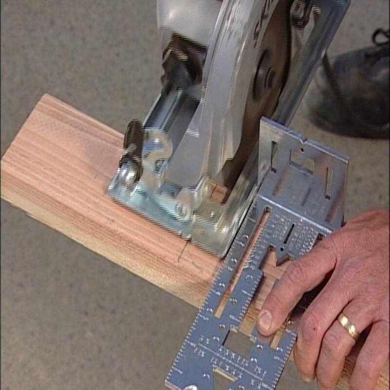 Husky 7.5 in Aluminum Universal Square - HUS125