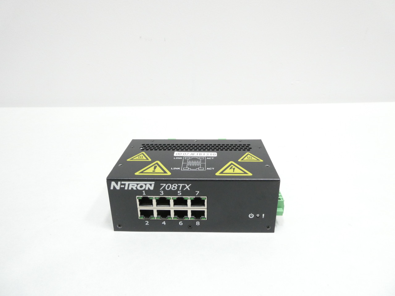 N-TRON 708TX 8 PORT INDUSTRIAL SWITCH 10-30V-DC ETHERNET AND COMMUNICATION MODULE