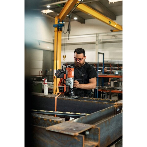 Fein Sluggger SELECT Cordless 18 V Universal magnetic base drill up to 1-3/8in, Bare Tool - AJMU137 PMQW SELECT AS