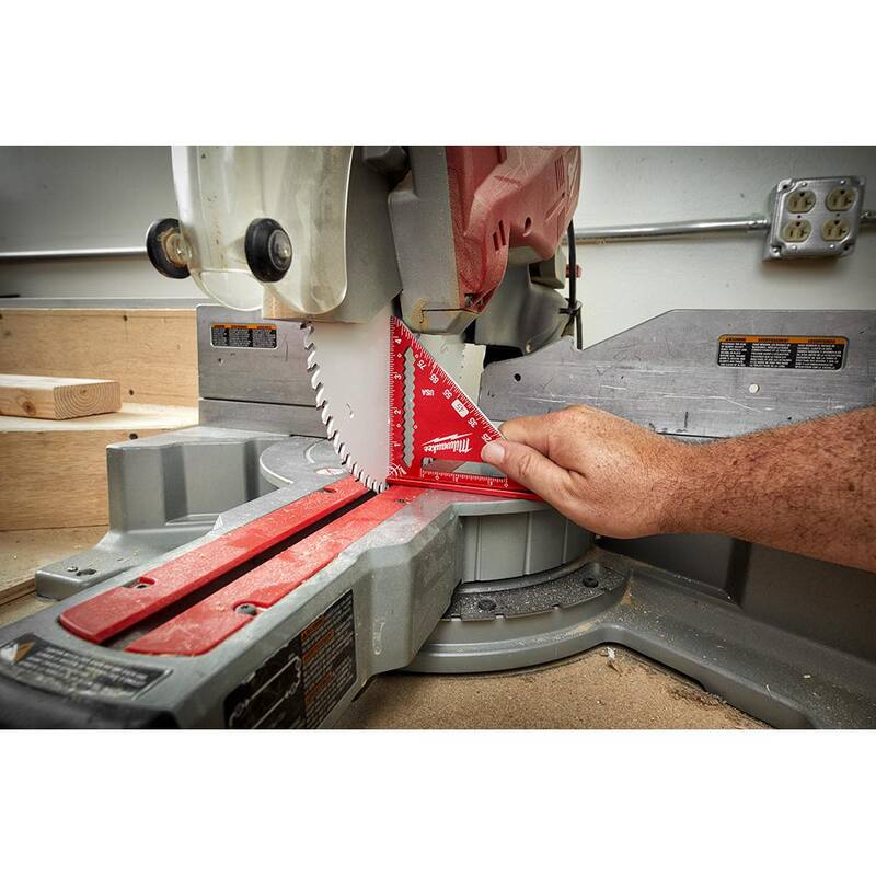 Milwaukee 7 in. Magnetic Rafter Square with 7 in. Non-Magnetic Rafter Square and 4-1/2 in. Trim Square - MLSQM070-MLSQ070-MLSQQ040