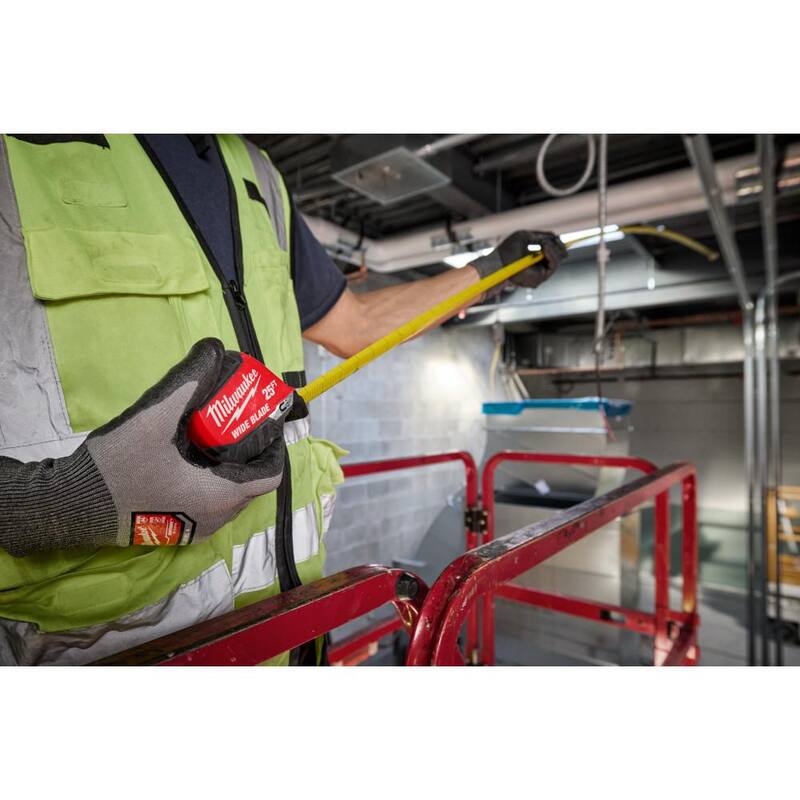 Milwaukee 16ft Wide Blade Magnetic Tape Measure - 48-22-1216M