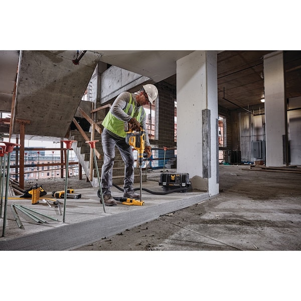 Dewalt 60V MAX* 1-3/4 IN. SDS Max Brushless Combination Rotary Hammer (Tool Only) - DCH614B