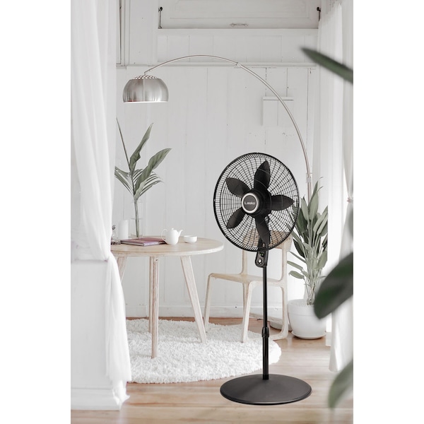 Lasko Pedestal Fan, Remote Control, User Manual, Batteries - S20625
