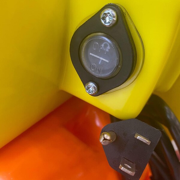 Edendirect 13 in. 1 fan speeds Drum Fan in Yellow with Easy-Handhold Grip Design - IR-FJ-1100-US