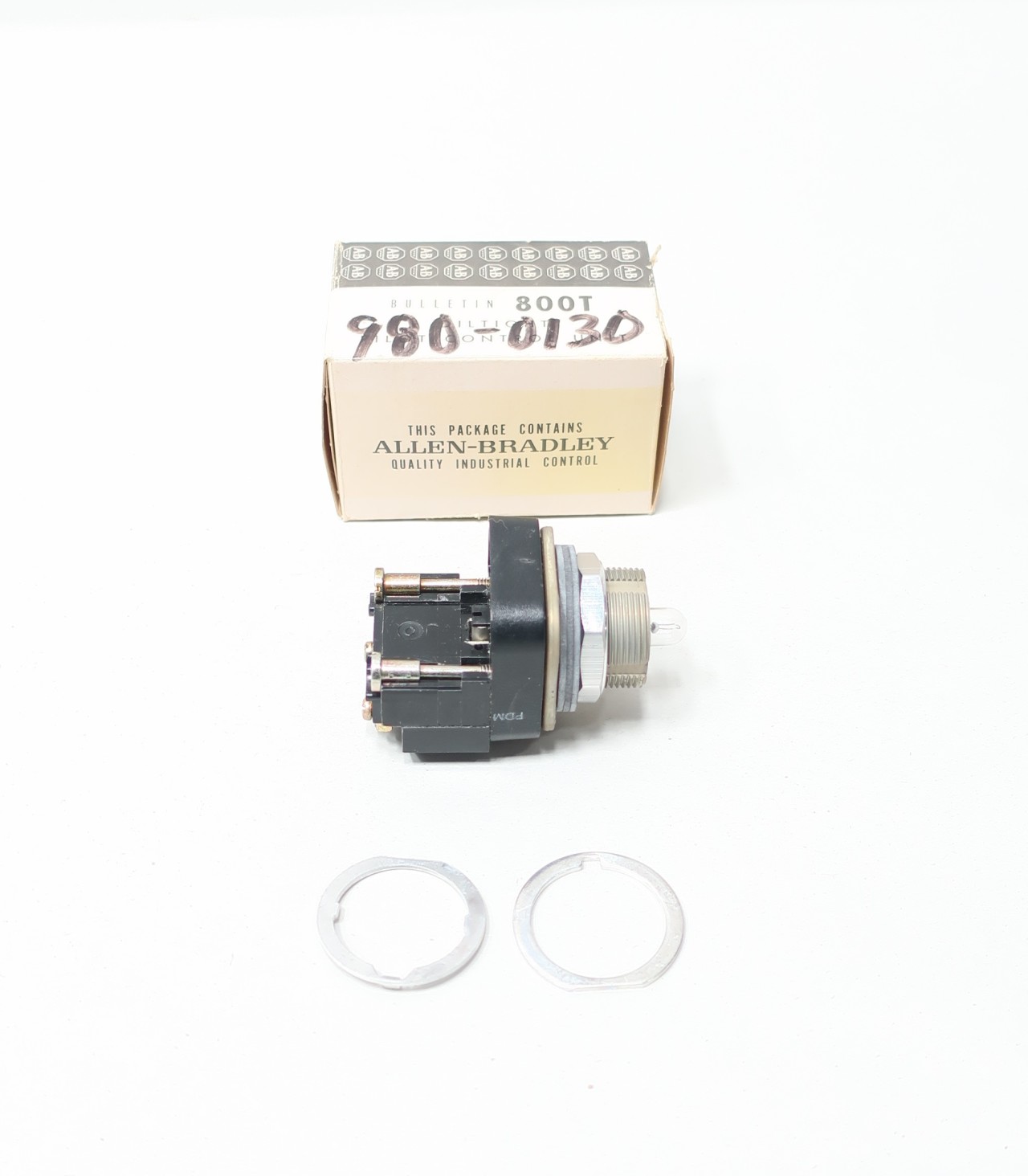 ALLEN BRADLEY 800T-P16 120V-AC PILOT LIGHT