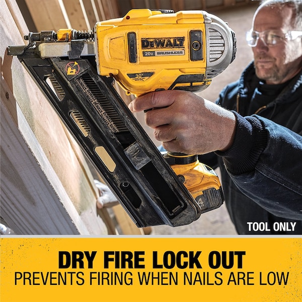 Dewalt 20V MAX* Cordless 30 degree Paper Collated Framing Nailer - DCN692B