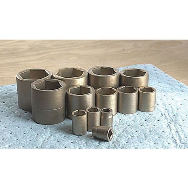 Ampco Safety Tools 3/4 in Drive, 1-1/2" 6 pt SAE Socket, 6 Points - SS-3/4D1-1/2