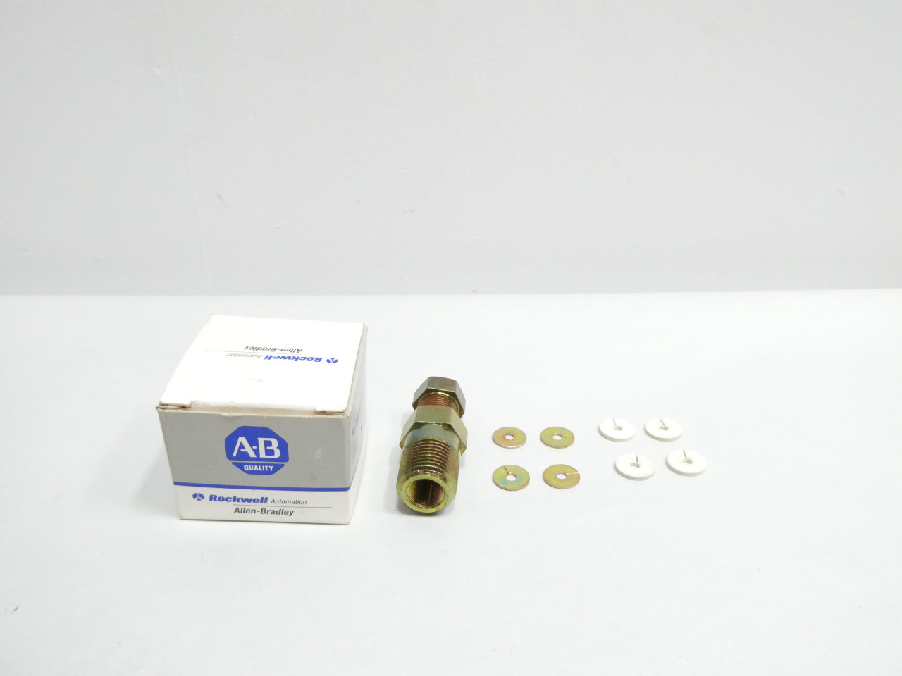 ALLEN BRADLEY 837-N4 TEMPERATURE CONTROL GLAND SWITCH PARTS AND ACCESSORY