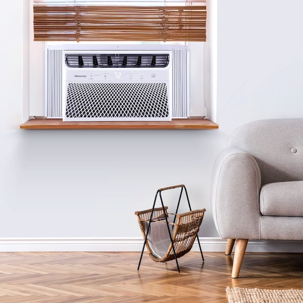 Hisense 8,000 BTU Smart Window Air Conditioner with Wi-fi and Remote Control - AHW0823CW1W