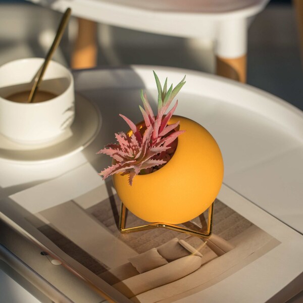 Uniquewise Small Ceramic Flower Vase for Living Room, Home Office Table, Dining Room, and Entryway Decor - - QI004344.2