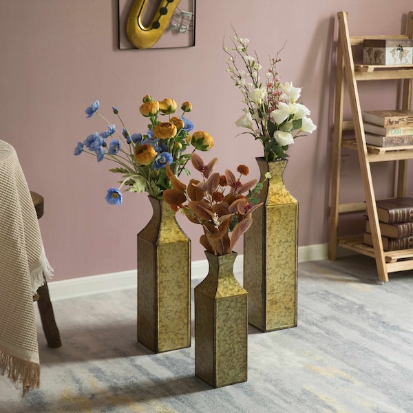 Uniquewise Antique Style Metal Bottle Shape Gold Floor Vase for Entryway, Living Room or Dining Room, Set of 3 - QI004442.3