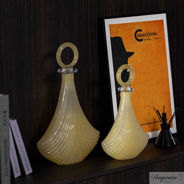 Uniquewise Unique 20-Inch and 16-Inch Decanter-Inspired Glass Vases - Ideal Centerpieces for Entryway - QI004734.2