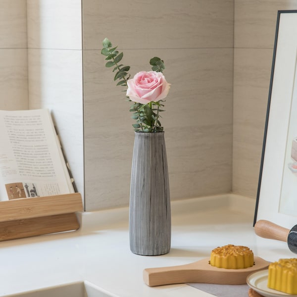 Uniquewise Decorative Modern Round Table Centerpiece Flower Vase with Gray Striped Design, 9 Inch - QI004175.S