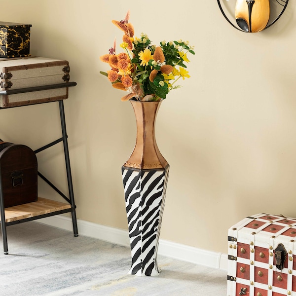 Uniquewise White striped and brown Metal Floor Vase Home Decor for Flowers and Artificial Floral Arrangements - QI004522