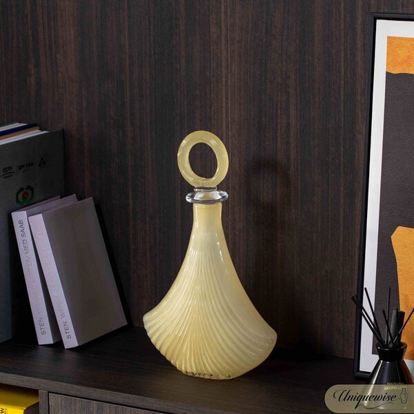 Uniquewise Unique 16-Inch Decanter-Inspired Glass Vase - Ideal Centerpiece for Entryway Tables, Dining - QI004734.S