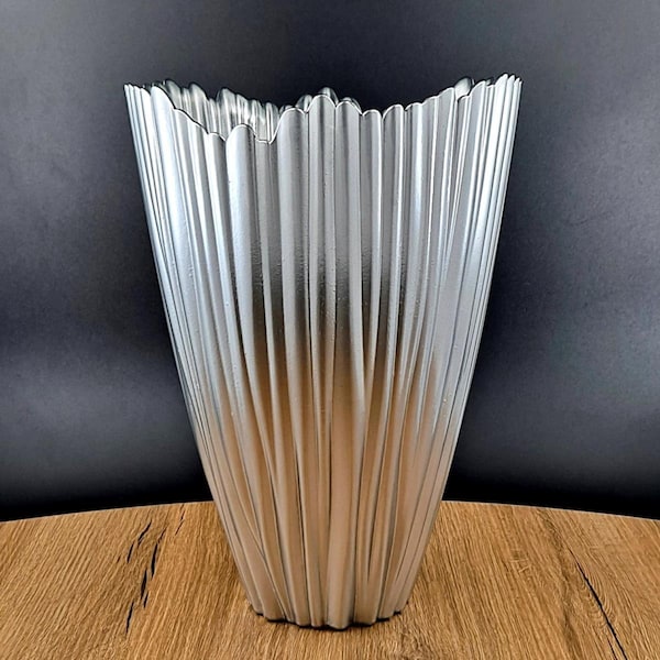 Pisos 12 in. Coral Vase, Silver - PI3192150