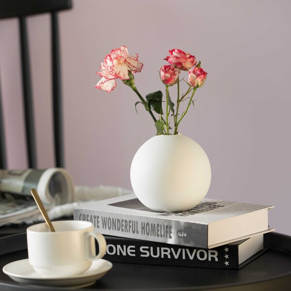Uniquewise Contemporary White Ceramic Unique Circle Shaped Table Vase Flower Holder - QI004370.PL