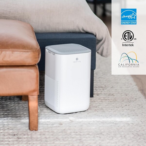 Medify Air MA-15 White SMART UV Air Purifier ENERGY STAR Covers: 585-sq ft - MA-15-SMART-W1