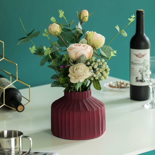 Fabulaxe 5 H Decorative Ceramic Sculpture Channeled Centerpiece Table Vase, Brick Red - QI004055.RD