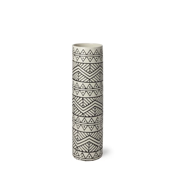 Palacedesigns 14 in. Black & Cream Tribal Geo Ceramic Vase - PA3091399