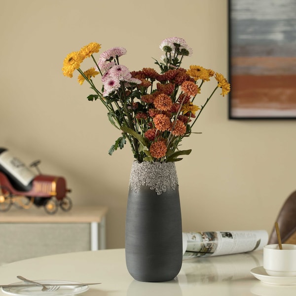 Uniquewise Contemporary Black Table Vase with Dripping Crystal Look and Scalloped Opening Design, 10 Inch - QI004358.L