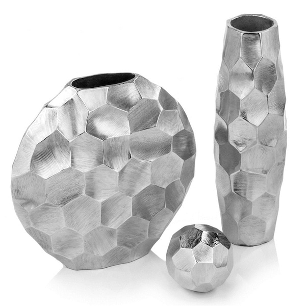 Homeroots 2 x 12 x 12 in. Rough Silver Facetado Round Vase - 354636
