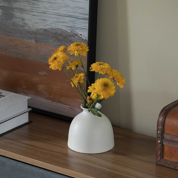 Uniquewise Modern Inkwelll Bottle Shaped Ceramic Table Vase Flower Holder, White 4 Inch - QI004366.S.WT