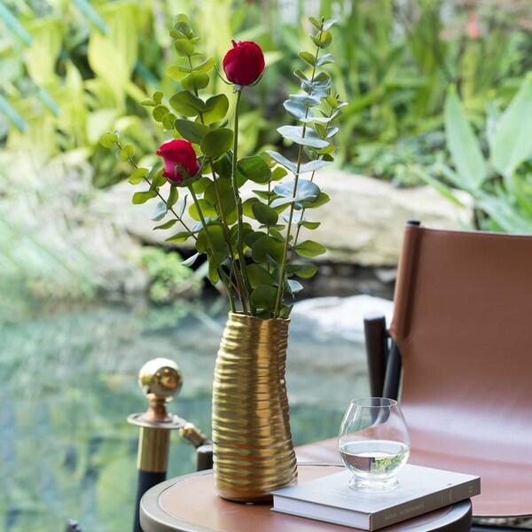 Fabulaxe 9 H Ceramic Bent Melted Modern Style Sculpture Table Centerpiece Flower Vase, Gold - QI004053.L