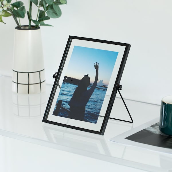 Fabulaxe Modern Metal Floating Tabletop Photo Picture Frame with Glass Cover and Easel Stand, Black 5 x 7 - QI004066.BK.L
