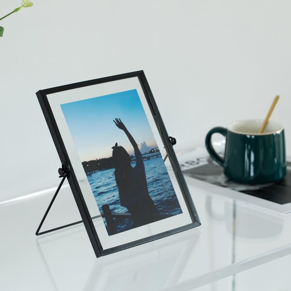 Fabulaxe Modern Metal Floating Tabletop Photo Picture Frame with Glass Cover and Easel Stand, Black 5 x 7 - QI004066.BK.L