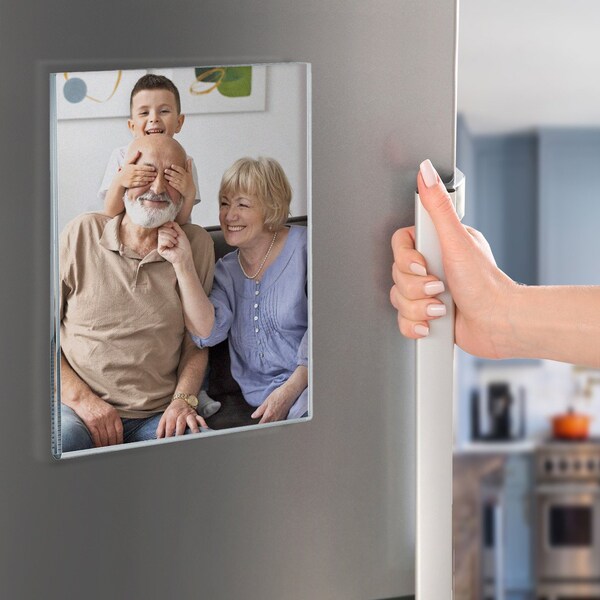 Azar Displays Clear Acrylic 8.5'' x 11'' Magnetic U-Frame, 2PK - 129921-GS-2PK