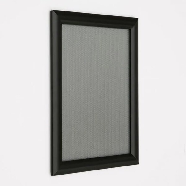M&T Displays Snap Frame 8.5 in. X 11 in. Poster Size, 1 in. Black, Mitred Corner - UCN255C081X5012