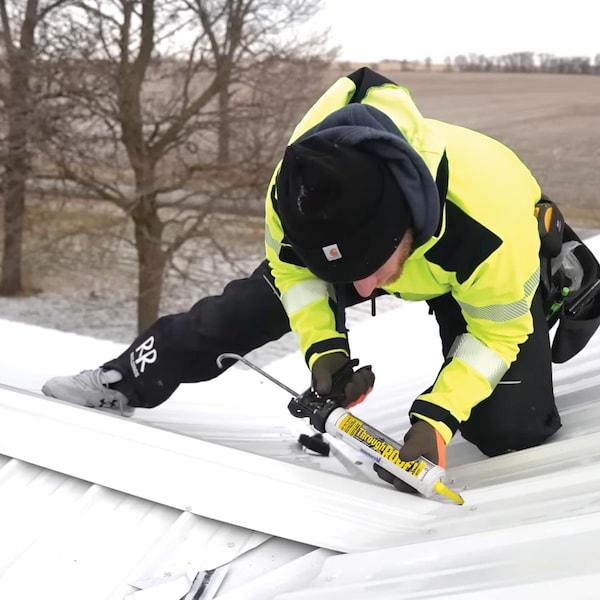 Through The Roof Sashco Through The Roof Gloss Clear Synthetic Rubber Roof Sealant 1 gal - 14024