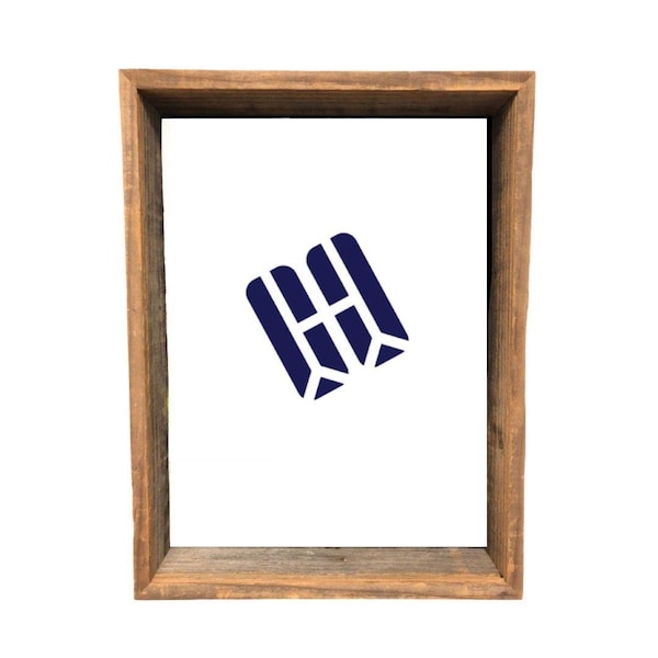 Homeroots 28 x 40 in. Rustic Weathered Grey Box Picture Frame with Hanger - 380364