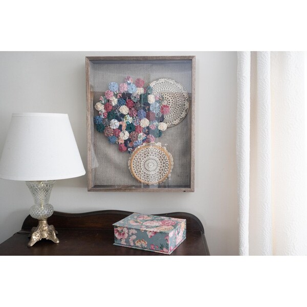 Homeroots 19 x 25 in. Rustic Weathered Grey Picture Frame with Hanger - 380367