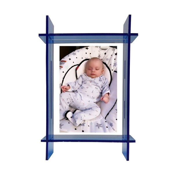 Muebles 8 x 10 in. White Lucite Photo Frame - MU3167652