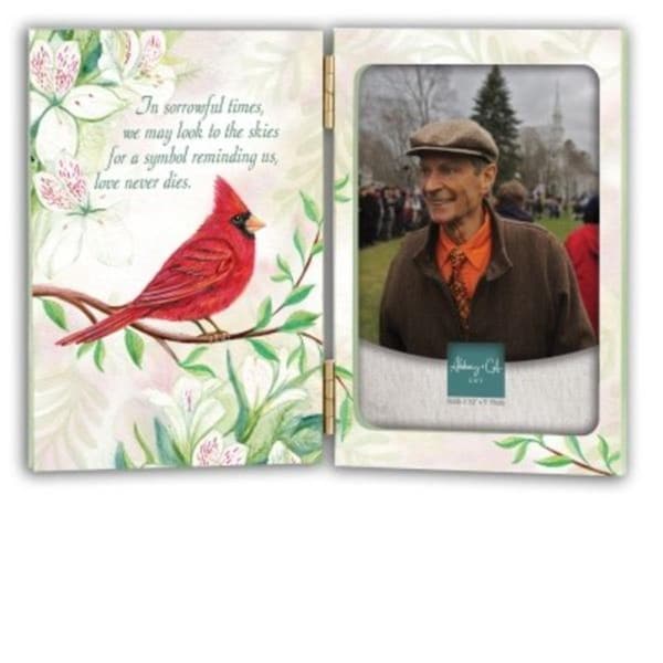 Robus Splendor Cardinal Memoral Hinged Photo Frame with Engraving Plate - RO3320650