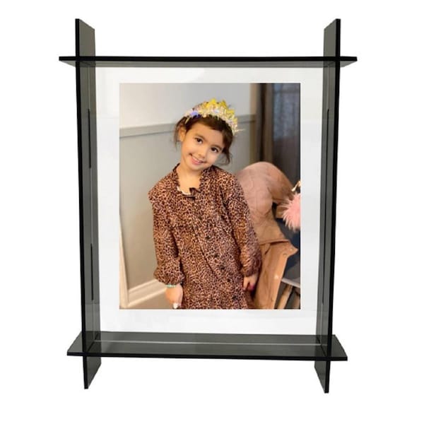 R16 Home 5 x 7 in. Lucite Frame, Grey - LPF01-GREY