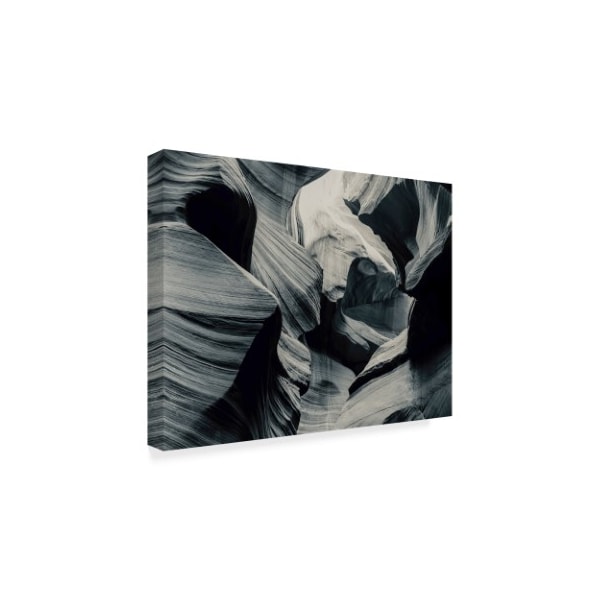 Trademark Fine Art American School 'Slots Black And White' Canvas Art, 18x24 - BL02482-C1824GG