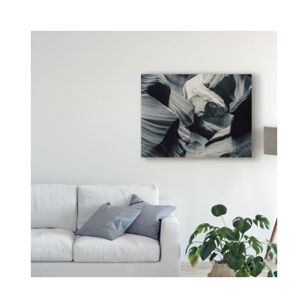 Trademark Fine Art American School 'Slots Black And White' Canvas Art, 18x24 - BL02482-C1824GG