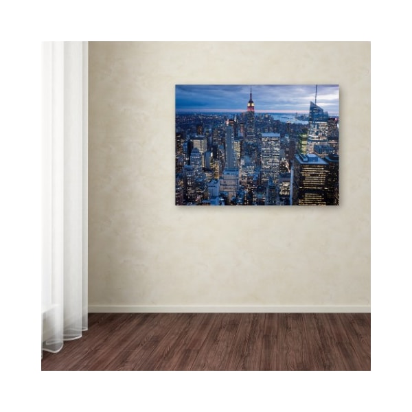 Trademark Fine Art Yakov Agani 'New York City NY' Canvas Art, 16x24 - MA050-C1624GG